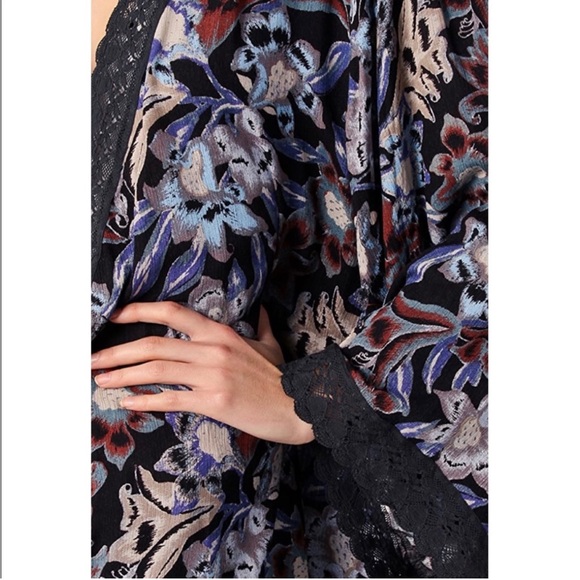 COPY - Free People Black Floral Kimono - Picture 3 of 16